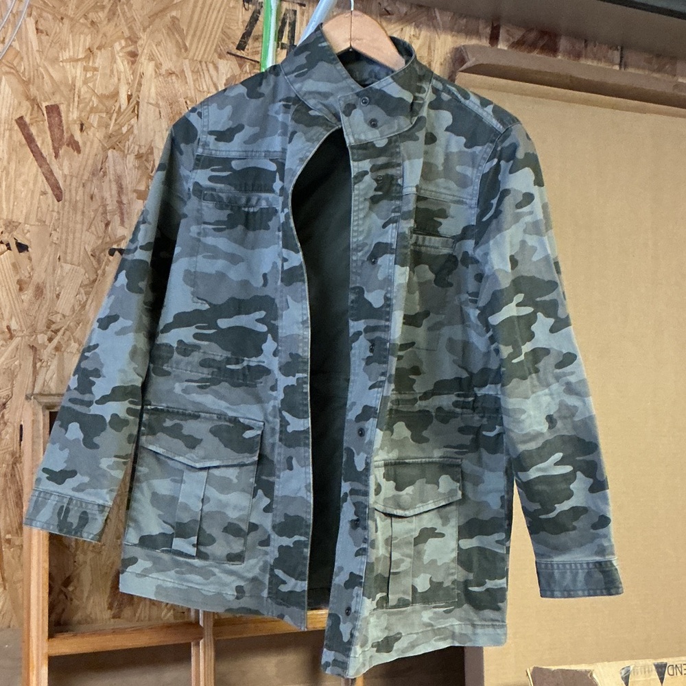 Universal Thread Women's Green Camo Field Jacket